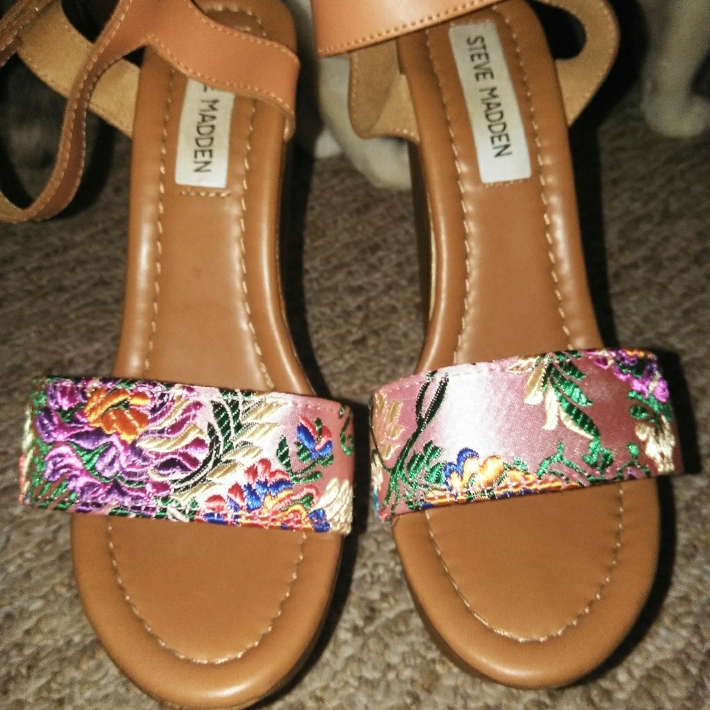 Steve madden wedges